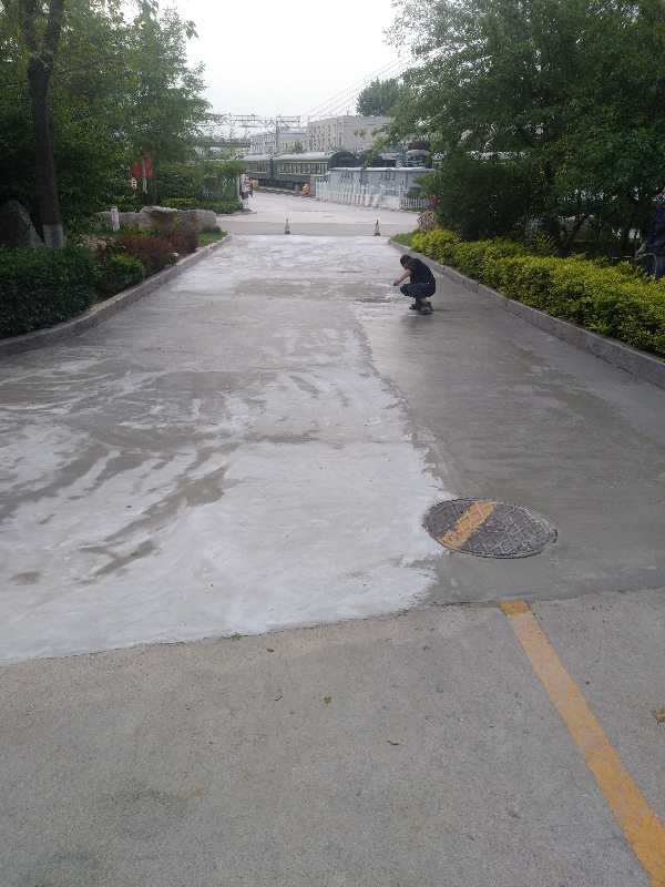 濟(jì)南火車(chē)站自流平案例